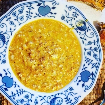 Haferflocken-Möhren-Suppe